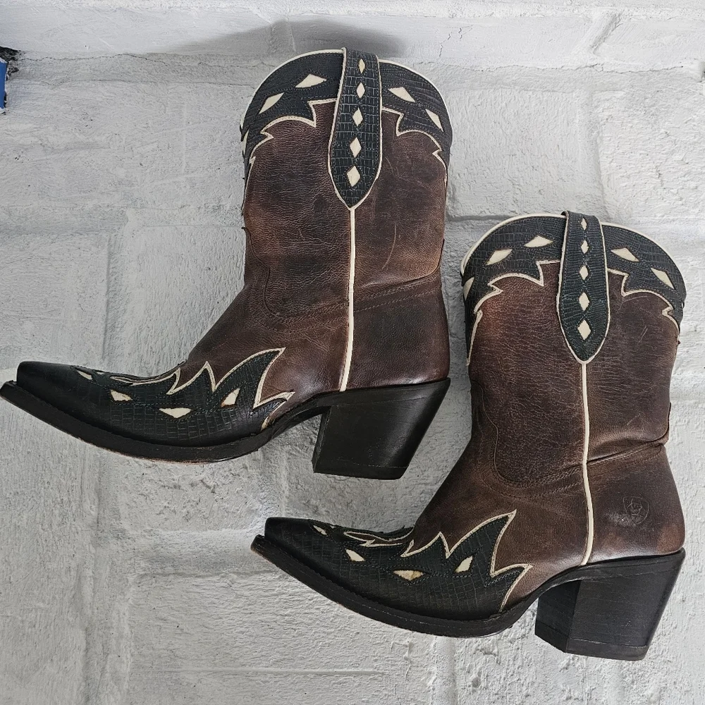 Ariat Brown Leather Western Cowboy Boots Womens Size 6 1/2 - Picture 2 of 6